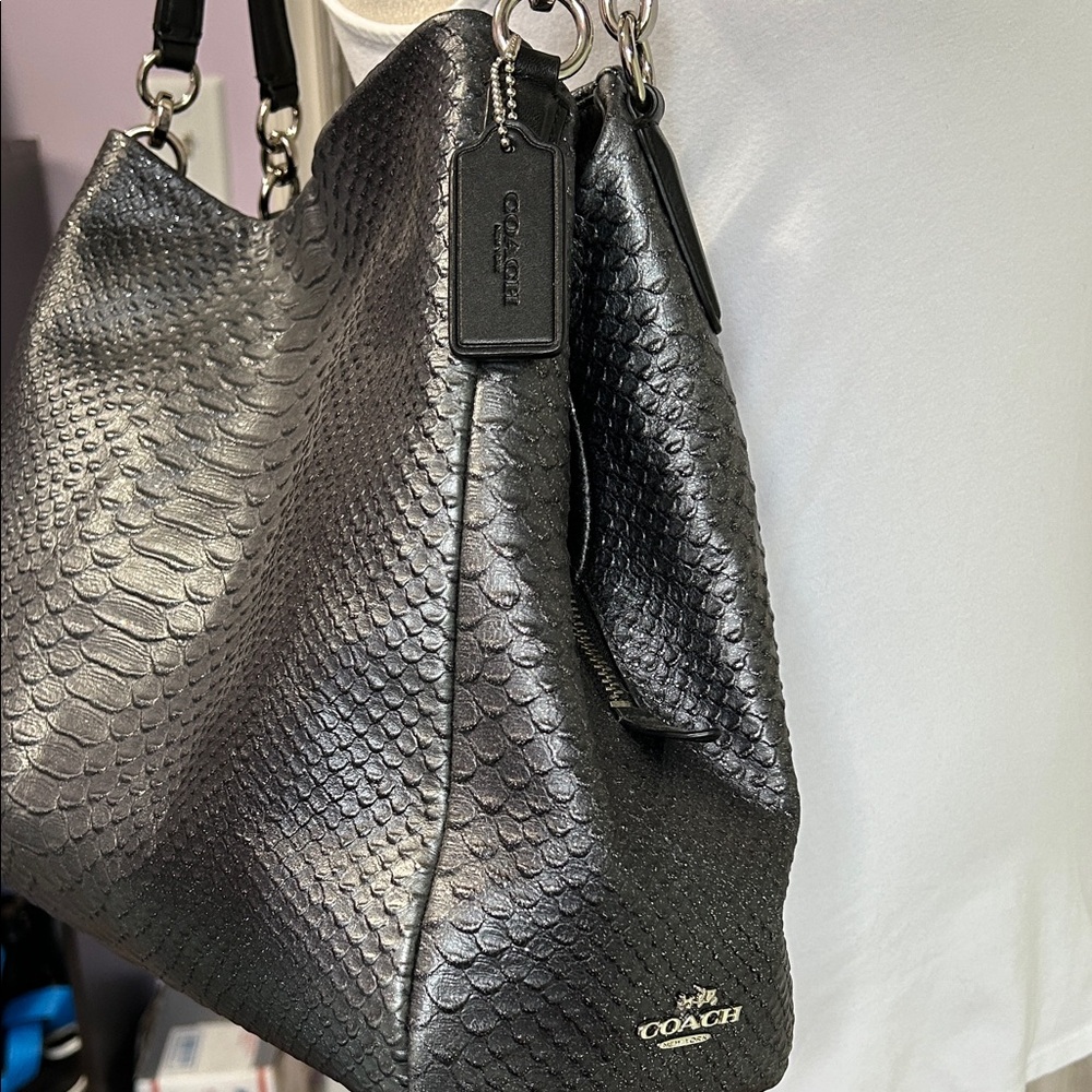 Coach Phoebe Textured Shoulder Bag - Picture 4 of 16